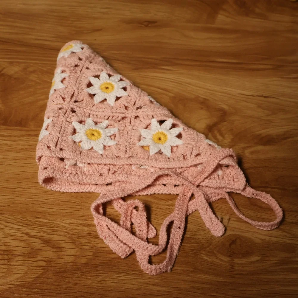 Crochet Daisy Granny Square Kerchief Headband Womens Size OS Pink Boho Cottage